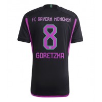 Bayern Munich Leon Goretzka #8 Bortedrakt 2023-24 Kortermet